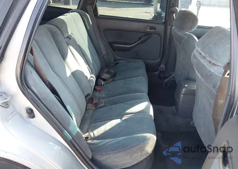 1993 Toyota Camry Le z USA, uszkodzony, nr VIN 4T1SK12W1PU256091